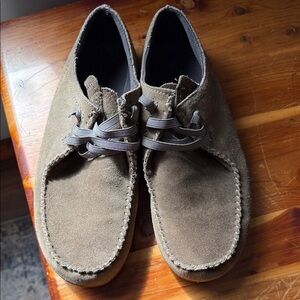 Patagonia Men's Tan Suede Alvah Walking shoes.